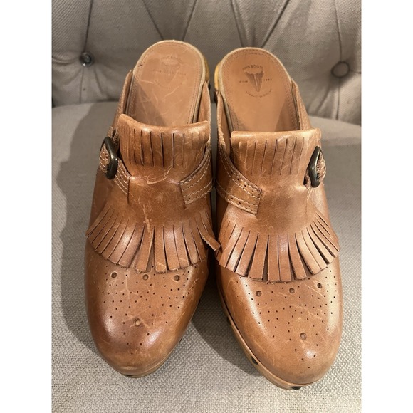 Frye Elle Kiltie Fringe Brown Leather Clogs Wood 10 Medium Thick Heel BoHo - Picture 5 of 12